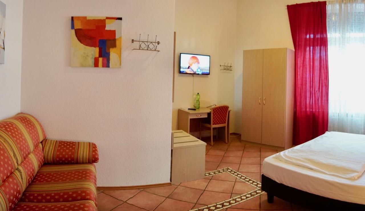 Hotel Aurelia Франкфурт-на-Майне Экстерьер фото